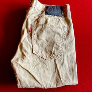 Levis 514 32x34.  Never worn. New